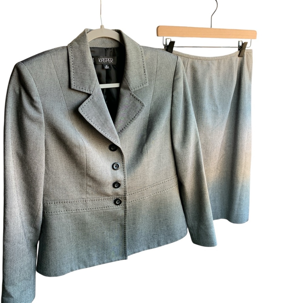 Kasper womens 2 - piece suit gray black size 8 petite 8P interview office career - Picture 9 of 13